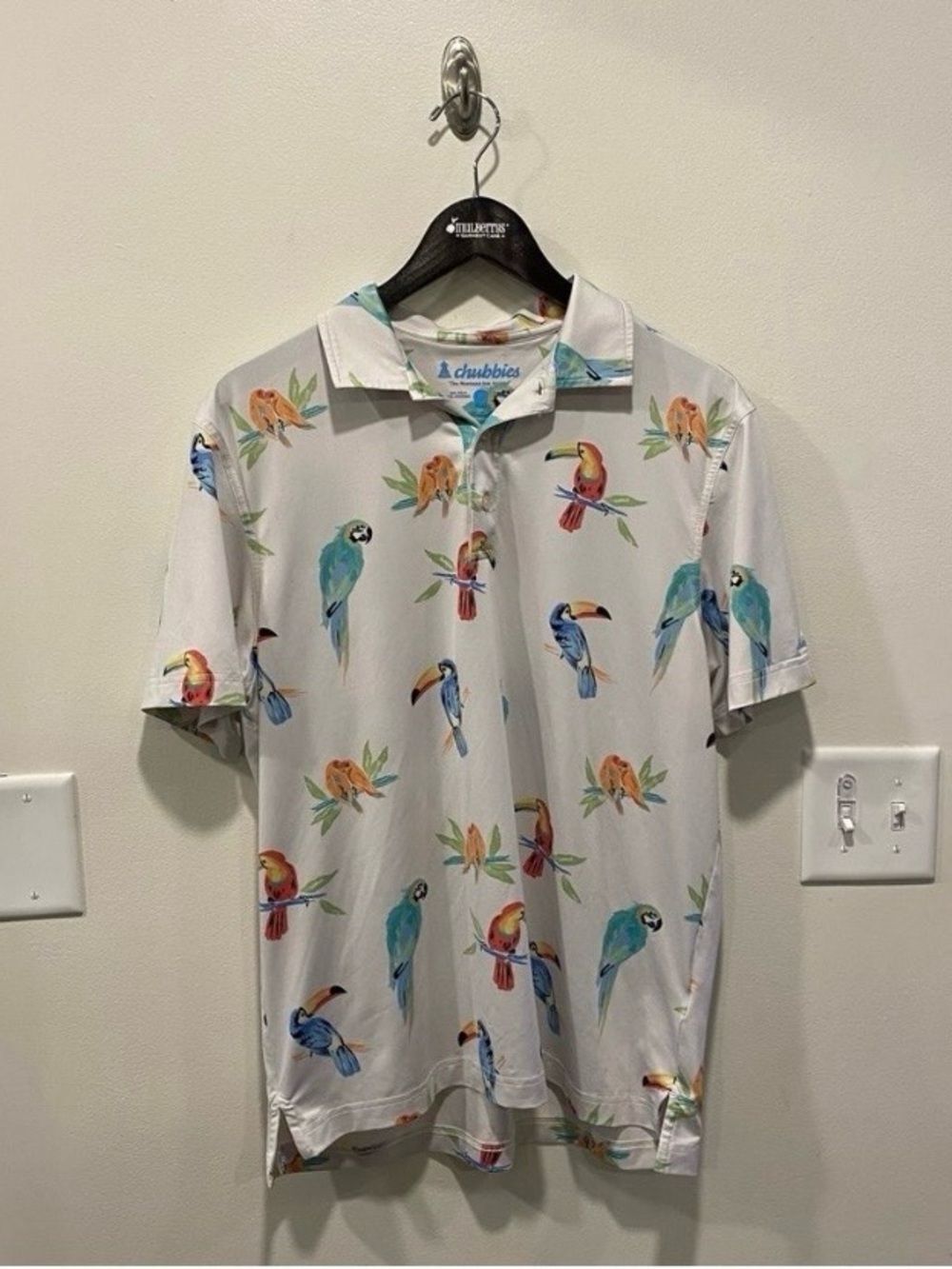 Chubbies Mens performance polo small macaw parrot print golf upf 50 lightweight